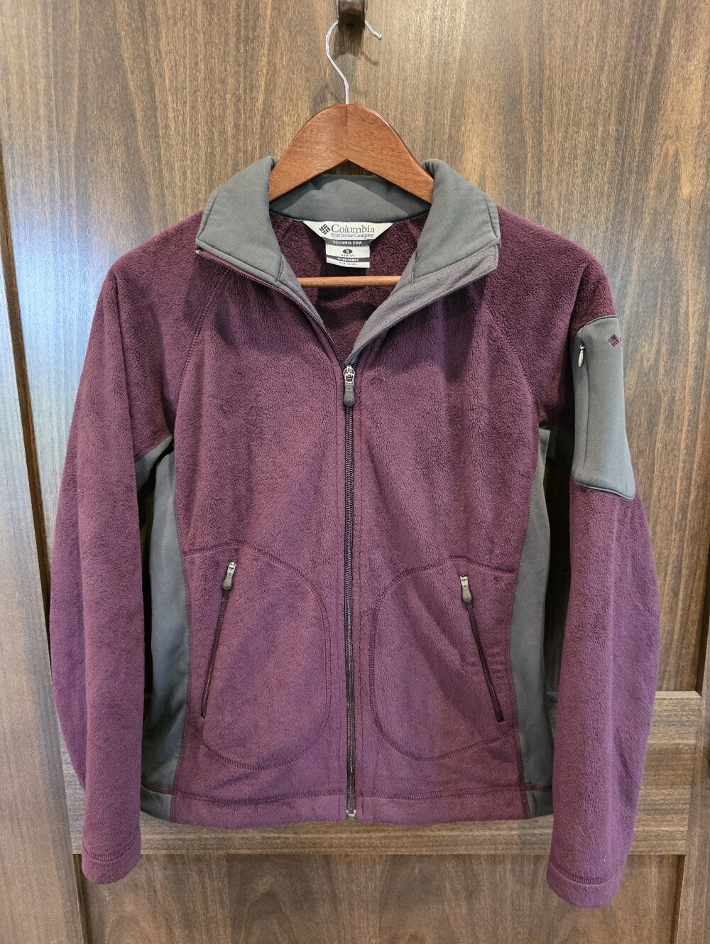 Columbia Women Small Fleece Purple Plum Jacket With Gray Accents